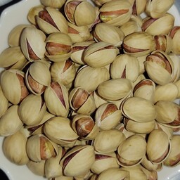 پسته فندقی خندان امسالی و تازه رفسنجان( نیم کیلو)