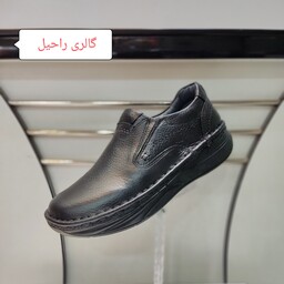 کفش مردانه طبی درجه یک تمام چرم طبیعی مدل اکتیو از شرکت دایتون تبریز