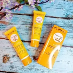 کرم ضدافتاب بیودرما SPF100