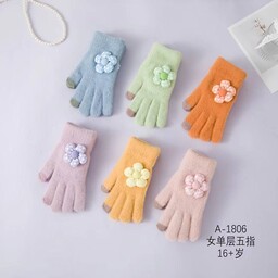 دستکش دخترانه بافت شیک و خوشگل مناسب 6 تا 12 سال رنگبندی متنوع و شاد گل برجسته 