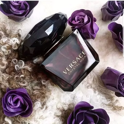 عطر ادکلن90 میل ورساچه کریستال نویر Versace Crystal Noir ارسال رایگان