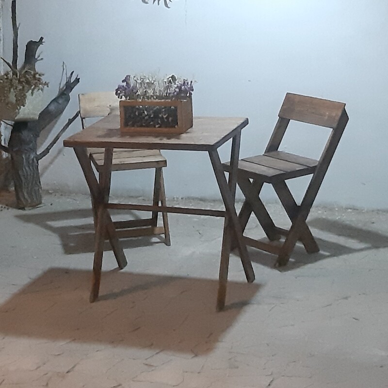 میز و صندلی چوبی تاشو دو نفره و نیمکتی
