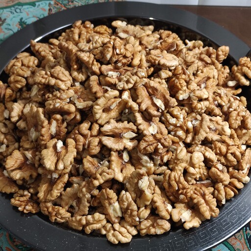 مغز گردو تویسرکان( 1000گرمی)تازه شکن 