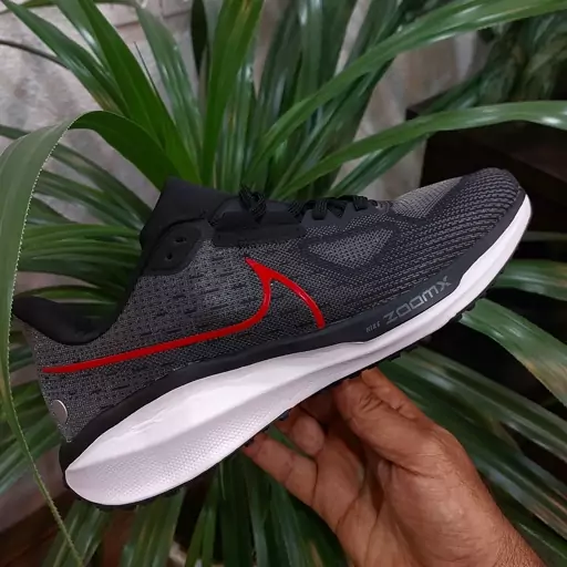 کفش  و کتونی رانینگ و پیاده روی نایک ایر زوم ومرو ویتنام مستر کوالیتی سفید  nike   zoom X vomero 17