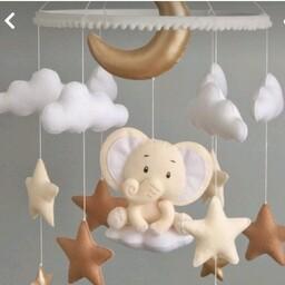 آویز موزیکال تخت نوزادی طرح فیل با پایه نصب
