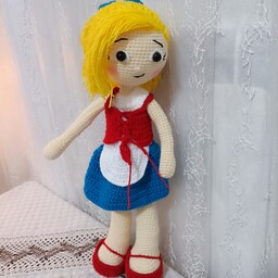 عروسک بافتنی دخترانه مهنا با لباس شنل قرمزی
