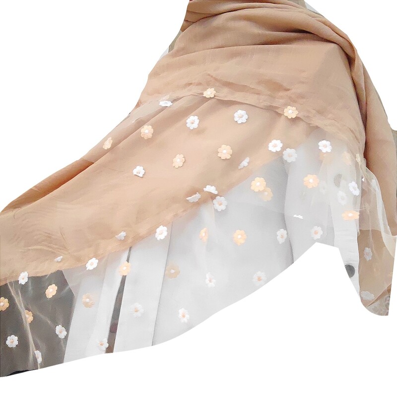 روسری وال اسلپ کرم رنگ حاشیه تور شکوفه سفید کرم با ارسال رایگان