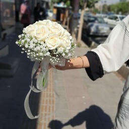 دسته گل عروس ( مدل پرنیا)