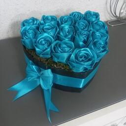 باکس گل رز مصنوعی قلب(آبی فیروزه ای)