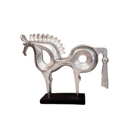 مجسمه مدل اسب