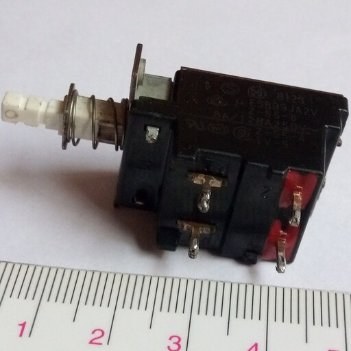 سوئیچ فشاری ولتاژ بالا تلوزیون ها قدیمی دکمه آمپر بالا