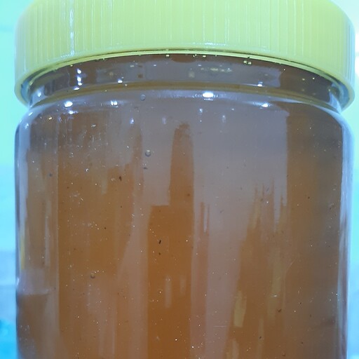 عسل زول محصول کوهای زاگرس. عسل به عنوان عسل دیابتیها معروف هستش که در طب سنتی هم از گیاه زول برا ی دیابت استفاده میش