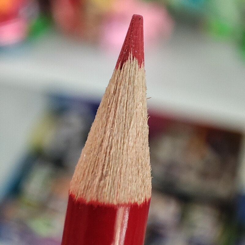 مداد قرمز گلی (همون قدیمی هاااا)
