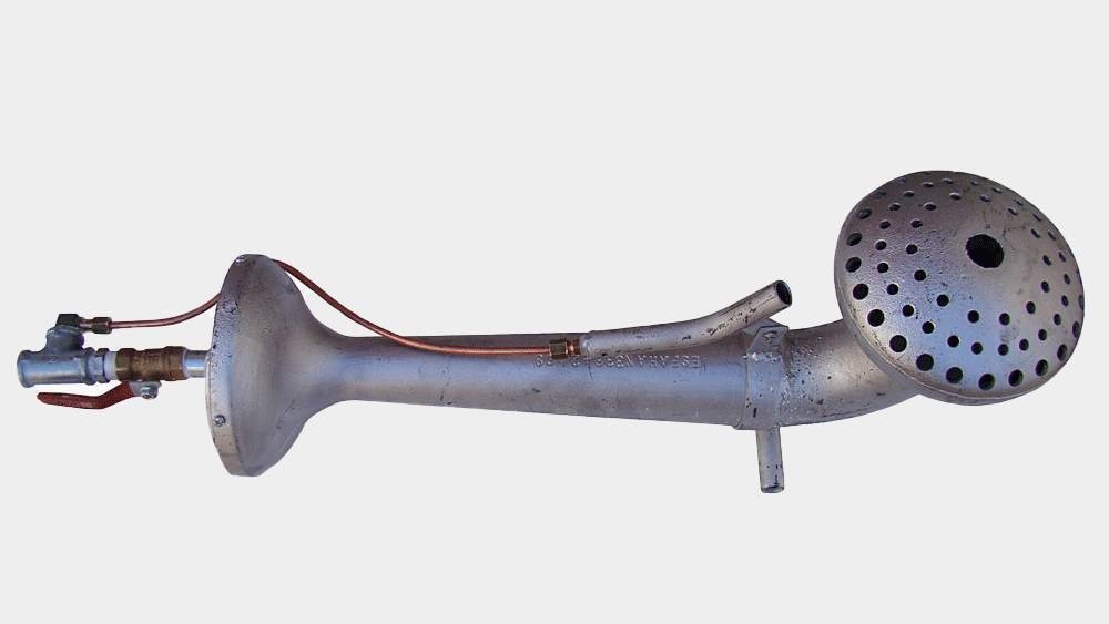 مشعل گازی سالنی چدنی مدل M590(سایز متوسط) – برای مرغداری، سالن و دیگ صنعتی