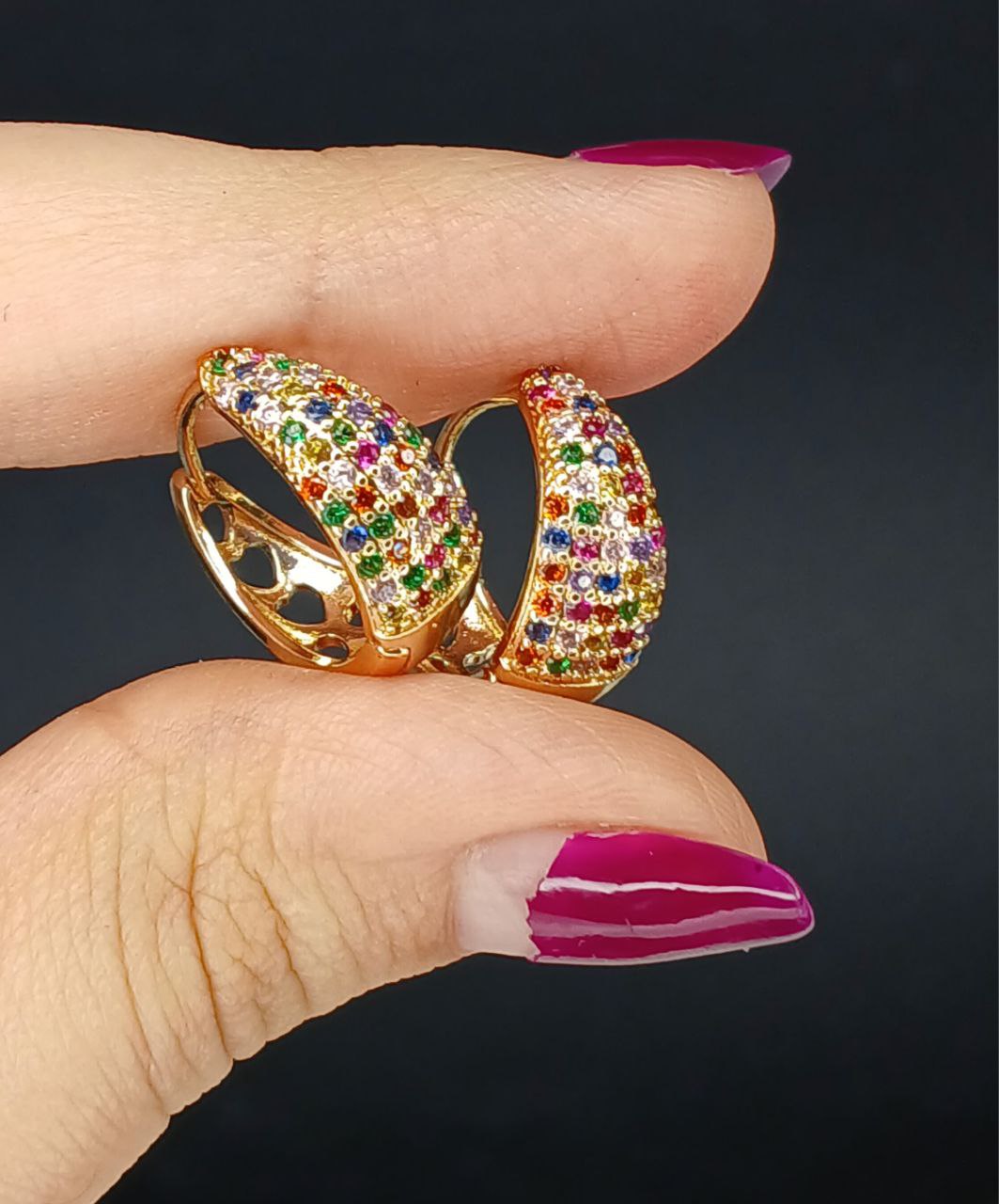 گوشواره دایره کوچک نگین رنگی دار مارک fashion (پست پیشتاز پس کرایه)
