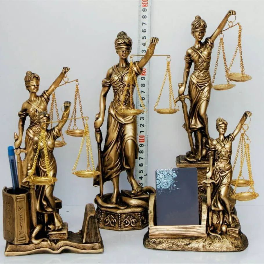 مجسمه عدالت 5تیکه (پست پیشتاز پس کرایه)