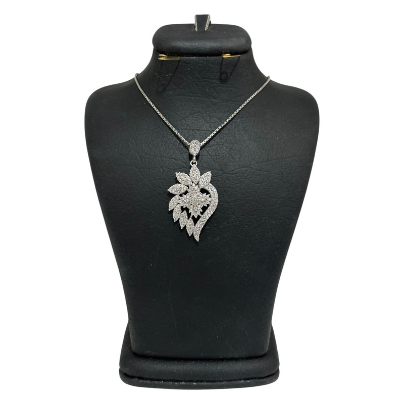 گردنبند نقره زنانه مدل خورشید 00187