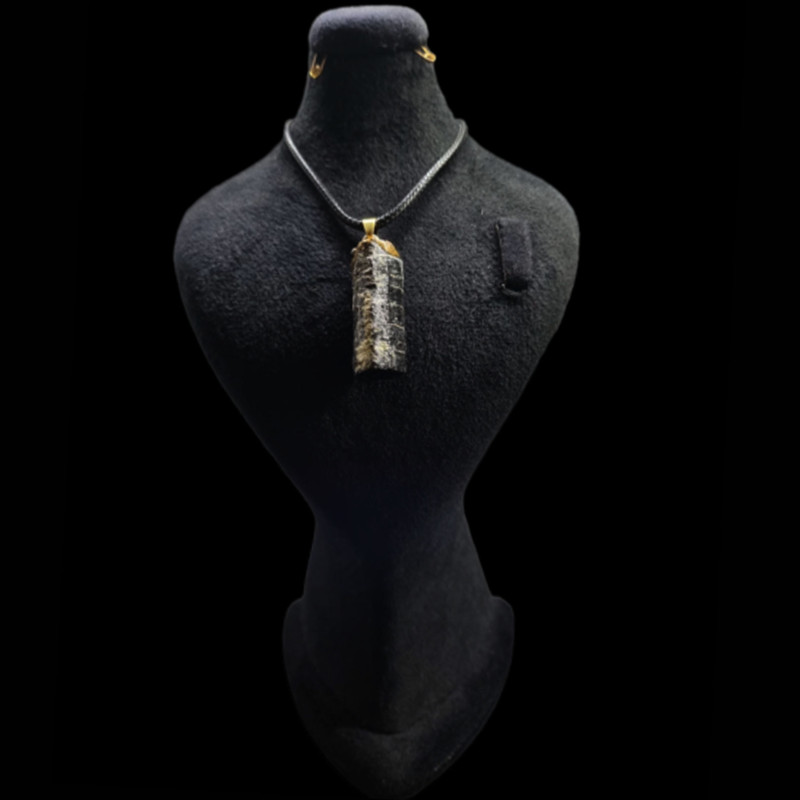 گردنبند مدل  سنگ راف تورمالین سیاه