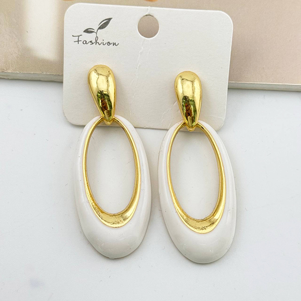 گوشواره بیضی مشکی و طلایی مدرن