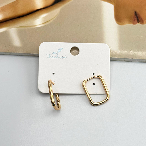 گوشواره مستطیلی باز طلایی با گوشه‌های گرد ژوپینگ