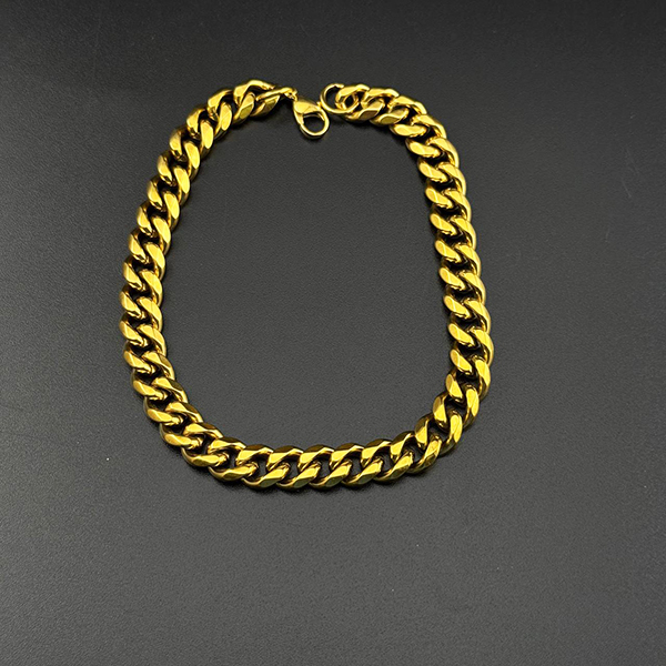 دستبند زنجیری طلایی مدل کارتیر ضخامت 7 میل