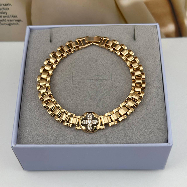 دستبند رولکس طلایی با طرح چهاربرگ نگین دار