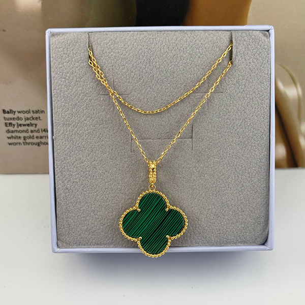 گردنبند ونکلیف سبز دو لاین