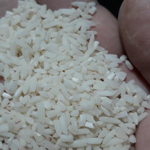 سر لاشه برنج هاشمی گیلان در بسته بندی 4 و 10 کیلویی