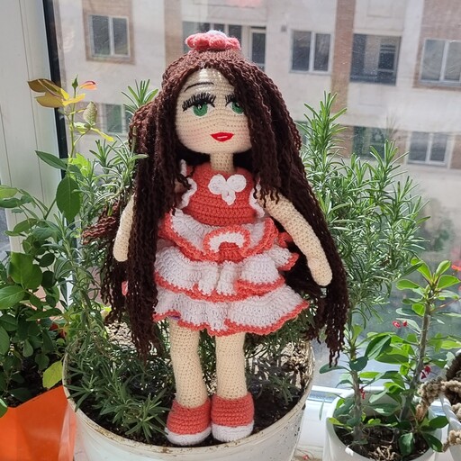 عروسک بافتنی دختر  بهار