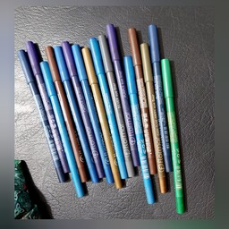 مدادسرمه رنگی فلورمارکیفیت درجه یک (شمعی نرم وروان)یعنی کیفیت حد نداره 