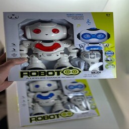 ربات اسباب بازی کنترلی موزیکال مدل A Lifelike Dance Robot