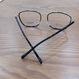 عینک طبی مارک Bolon بسیار سبک و راحت  جنس فلز و کائوچو  رنگ مشکی