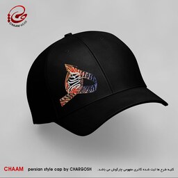 کلاه کپ هنری مردانه با طرح عاشقان را هیچ اختیار نیست برند چام 11022