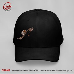 کلاه کپ هنری مردانه با طرح خوشنویسی هو یاد او هو نام او برند چام 1044