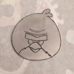 نماد انگری بردز  4  دستساز و قلمزنی بر روی آلومینیوم angry birds
