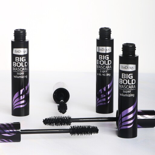 ریمل حجم دهنده ایزادورا بنفش مدل بیگ بلد
ISADORA BIG BOLD MASCARA