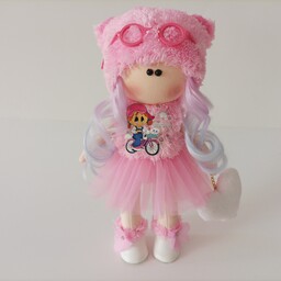 عروسک دخترانه مناسب هدیه و کادو برای دانش اموزان و بچه ها و تزیینی برای بزرگسالان