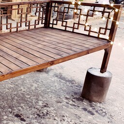 تخت چوبی سنتی مشبک مربعی رنگ آستر تحویل در باربری مقصد 
