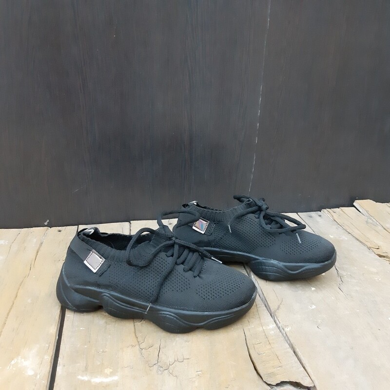کفش اسکیچرز بافت     کاری سبک و راحت   ارسال رایگان به سراسر ایران 