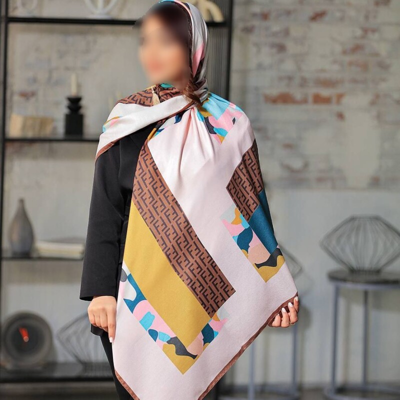 روسری نخی پاییزه منگوله دار قواره 140  برند سیا اسکارف رنگ صورتی (ارسال رایگان)