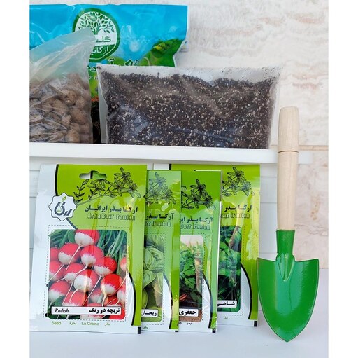 پک سبزی کاری با تمام وسایل مورد نیاز ( بذر ها قابل انتخاب هستند )
