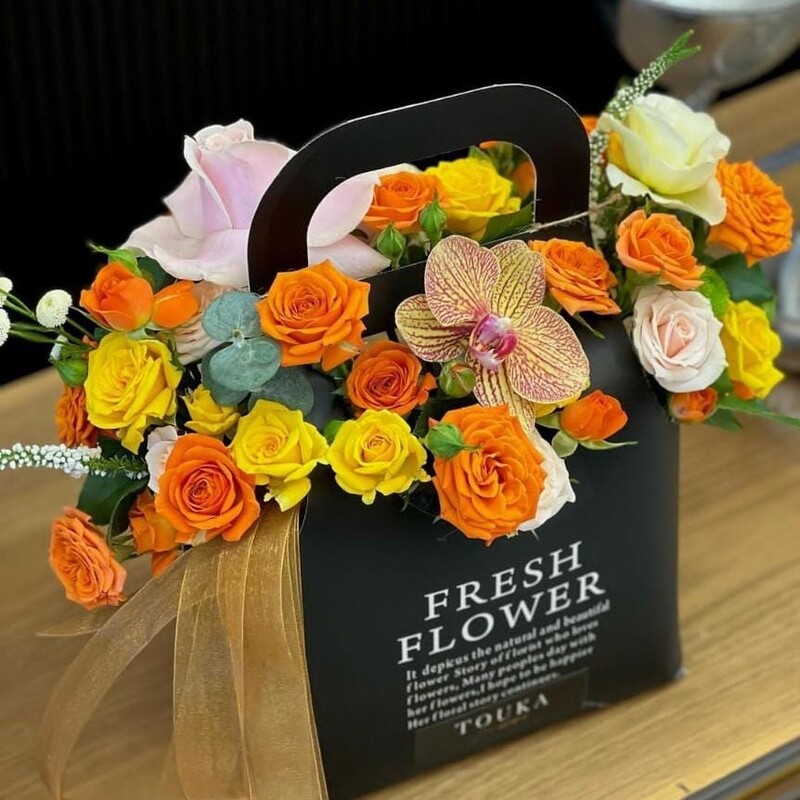 باکس گل یا فلاور بگ ژورنالی درجه یک خارجی با کیفیت عالی موجود در چند رنگ 
