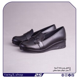 کفش زنانه چرم مدل فینگر ساینا رنگ مشکی سایزبندی 37 تا 41