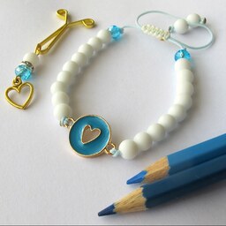 دستبند اونیکس سفید (طرح قلب آبی)