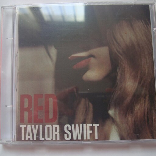 آلبوم موسیقی کانتری پاپ Taylor Swift 2012