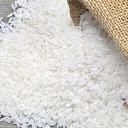 برنج درجه یک هاشمی و دم سیاه درجه 1 و یکدست(هزینه ارسال وپس کرایه به عهده خود مشتری میباشد 