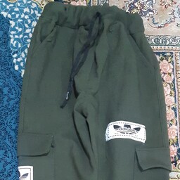 شلوار اسلش پسرانه- سبز یشمی- دمپا کِشی-دارای 4 جیب-  سایز 7 تا 9 ساله-