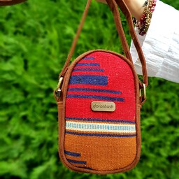 کیف دوشی سنتی گلیمی دستبافت، طرح تارا، باکیفیت و دوخت عالی، مناسب برای همه