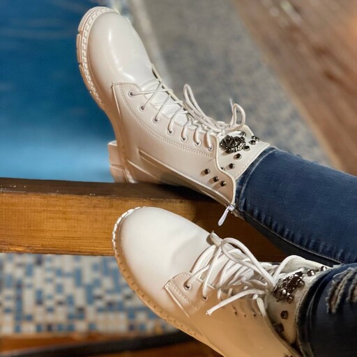 کفش نیم بوت زنانه مدل ورساچ سفید با ارسال رایگان سایز 37 تا 40