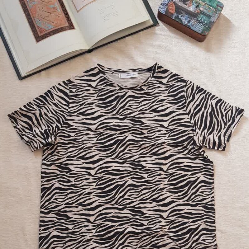 تی شرت پلنگی زنانه سایز بندی از s تا XL